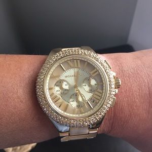 Michael Kors 💯 authentic